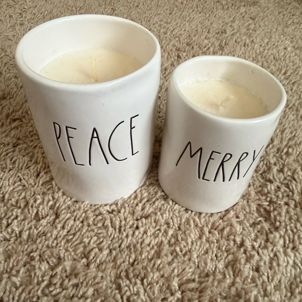 NEW Rae Dunn Candles Set  Of 2 _ Peace And Merry White Ceramic Holiday Decor - Picture 4 of 4